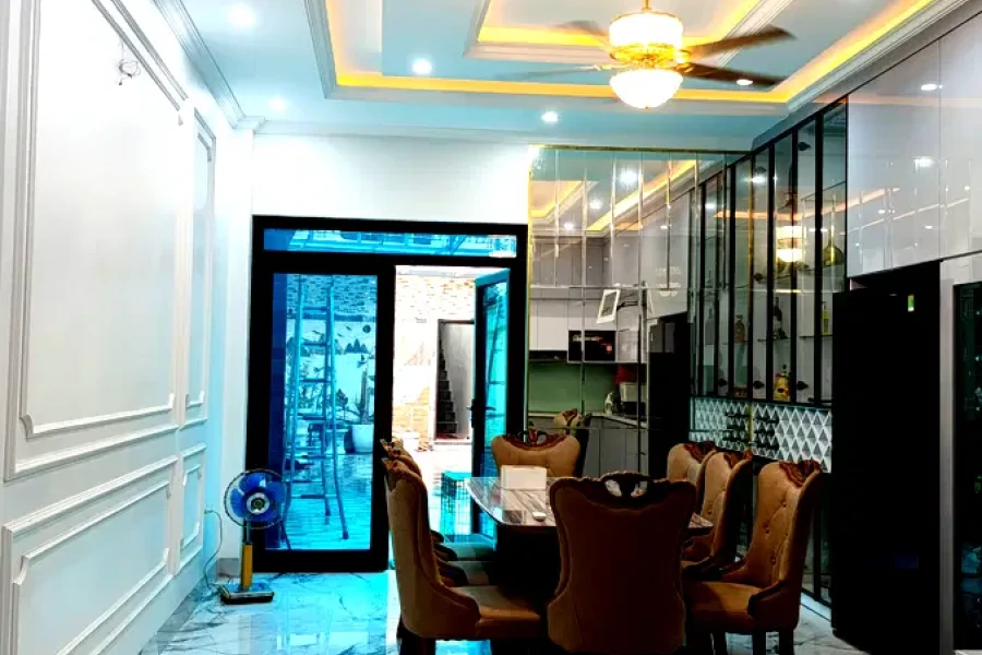 GIẢM GIÁ SỐC 2 TỶ! BÁN SIÊU PHẨM AN DƯƠNG VƯƠNG - NHÀ MỚI 5T THANG MÁY, SÂN RỘNG - NHỈNH 14 TỶ